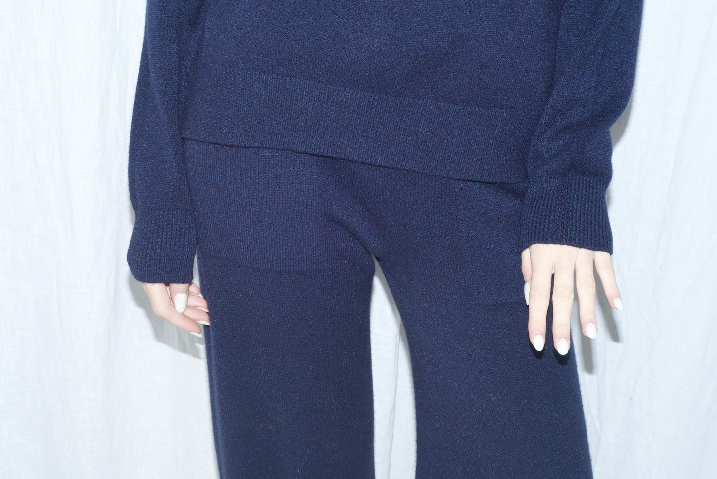 l'ensemble billie en maille ultra douce avec cachemire signé BYE