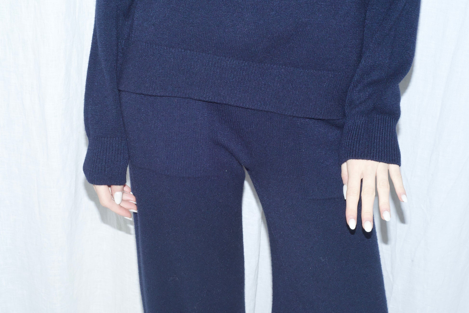 l'ensemble billie en maille ultra douce avec cachemire signé BYE