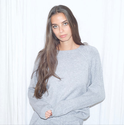 l'ensemble billie en maille ultra douce avec cachemire signé BYE